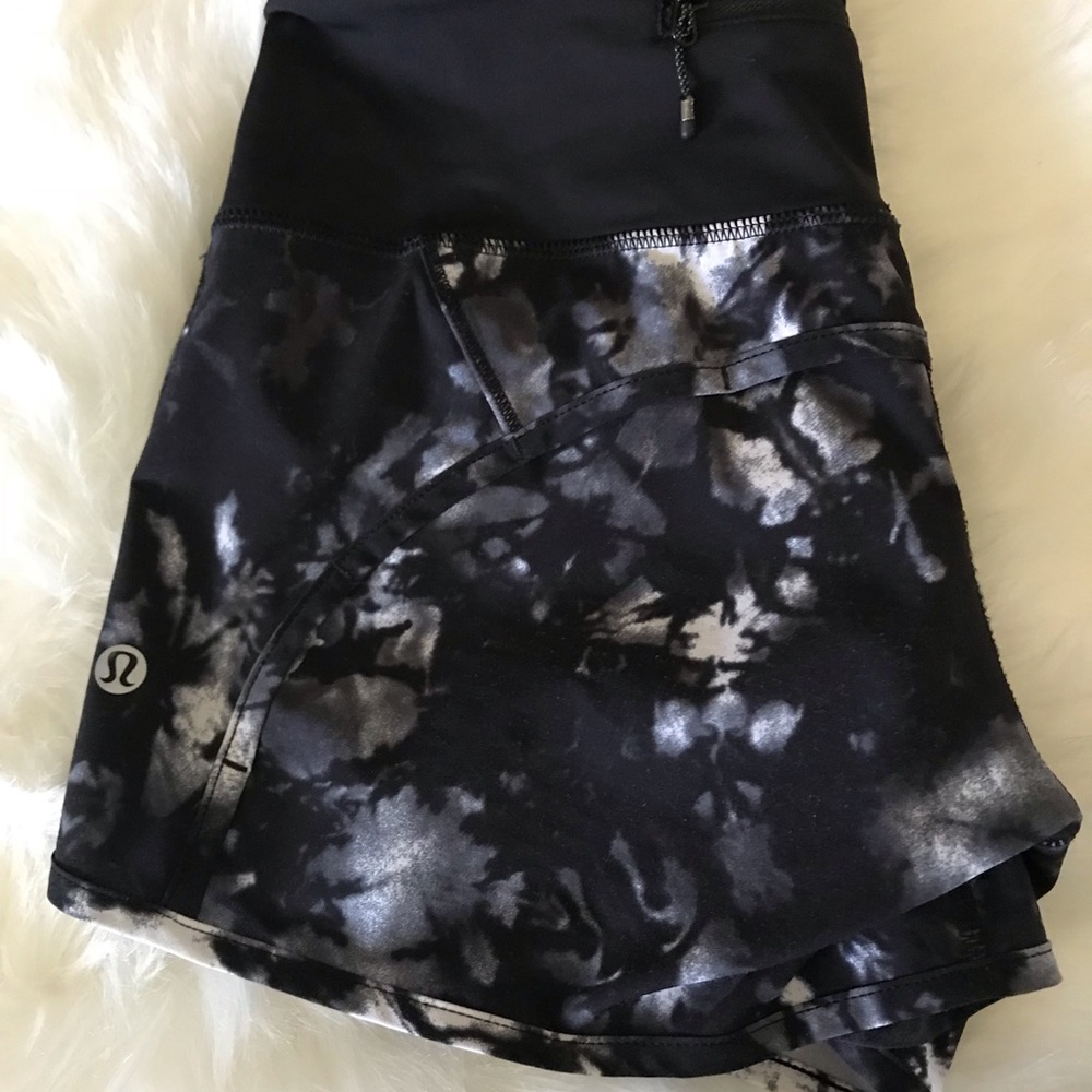 Lululemon run times shorts